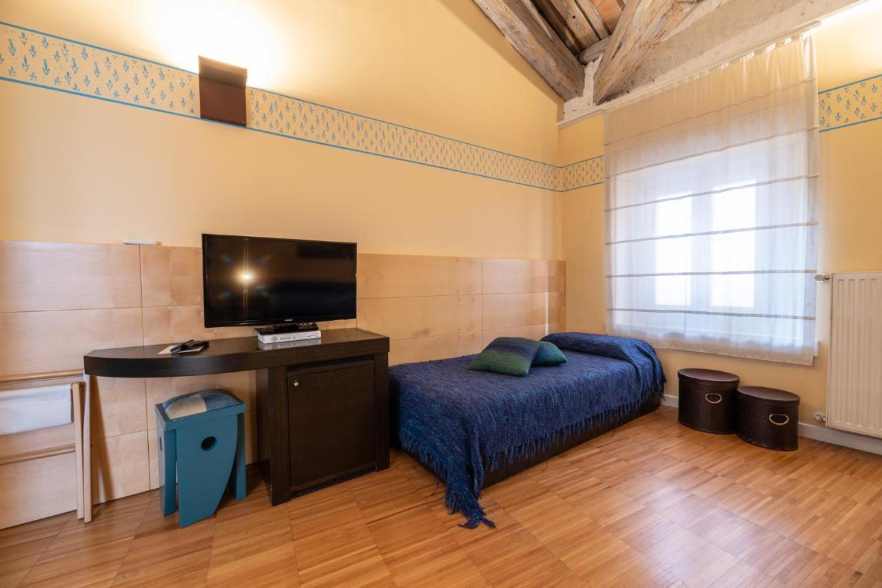 Hotel Suite Inn Удіне Екстер'єр фото