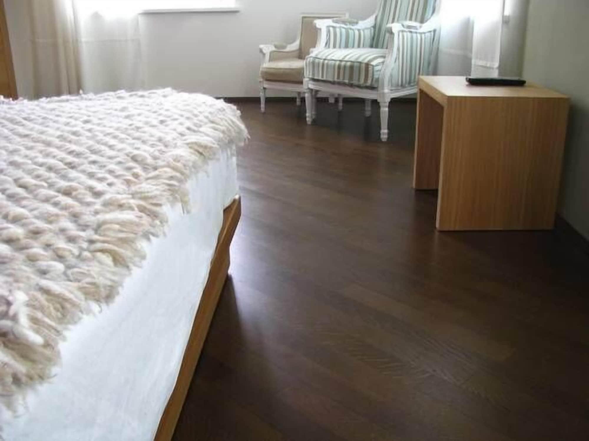 Hotel Suite Inn Удіне Екстер'єр фото